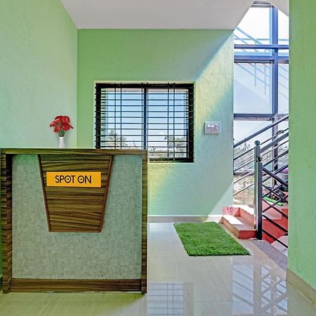 Spot On B R Comforts Krs Back Water Hotel Hosa Kannambadi Bagian luar foto