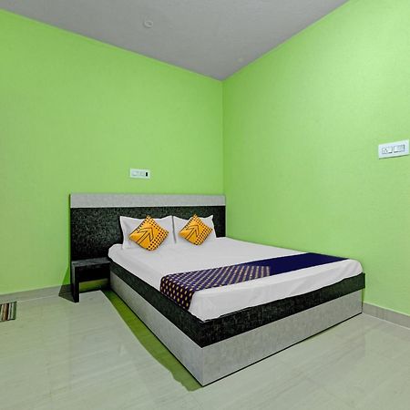 Spot On B R Comforts Krs Back Water Hotel Hosa Kannambadi Bagian luar foto